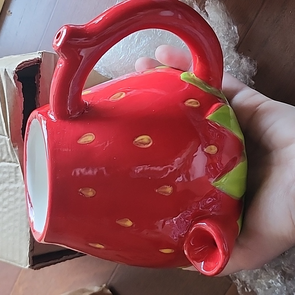 Wake and Bake Strawberry Mug 420